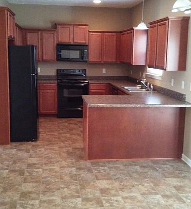 2nd image of 603 Buck Cherry Way