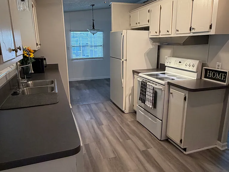 1001 Starkey Rd #70 — Photo 3