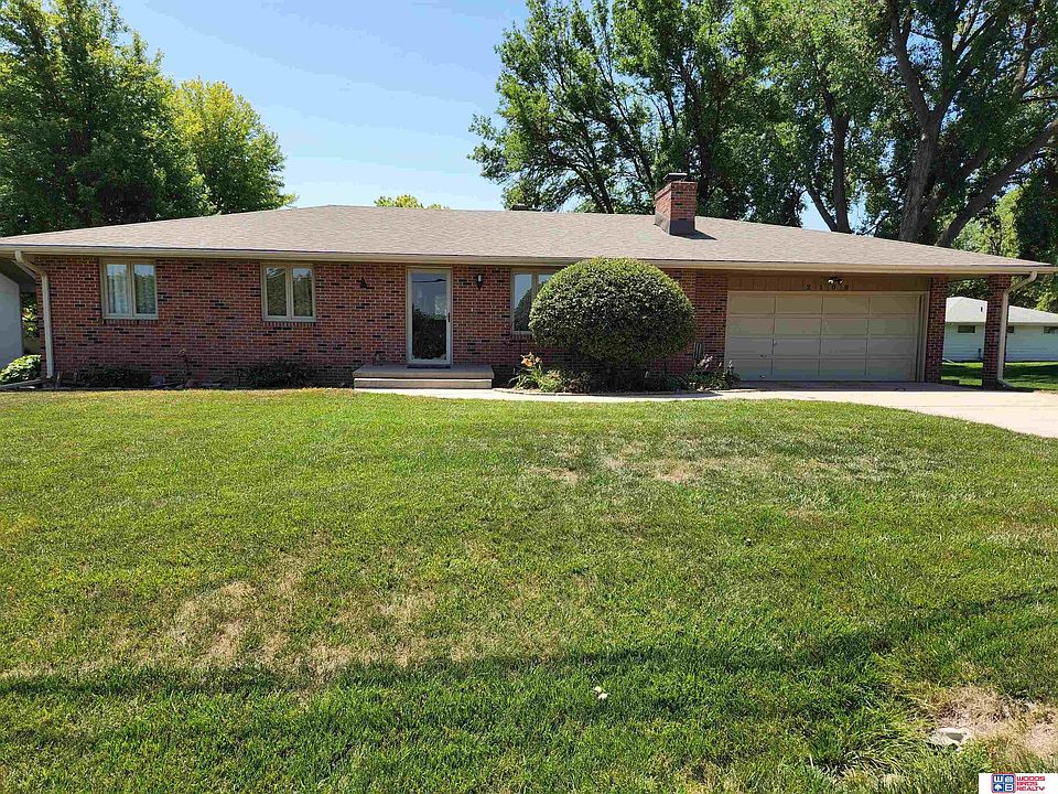 2109 Hoyt St Beatrice NE 68310 Zillow