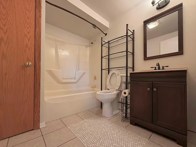 831 Kerry Hill Dr — Photo 21