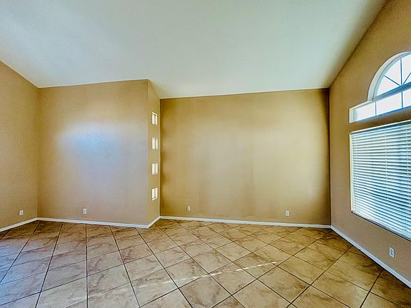 4th image of 36512 Summerholly Cir