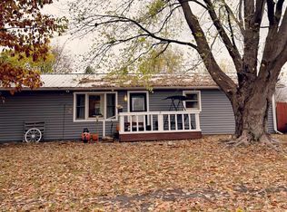 1252 S Meadow Dr, Monticello, IN 47960