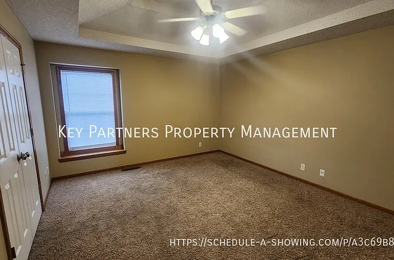 1640 SW Highland Dr — Photo 5