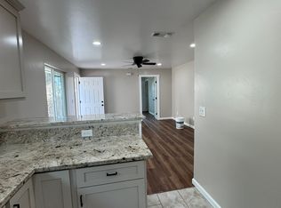 906 Clark Ave #906, Yuba City, CA 95991