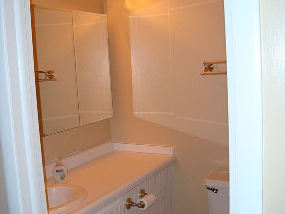 3rd image of 19516 S 116th Ave APT C