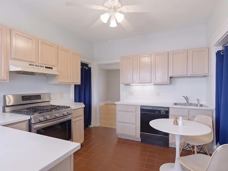 12 Bellvista Rd #4 — Photo 9