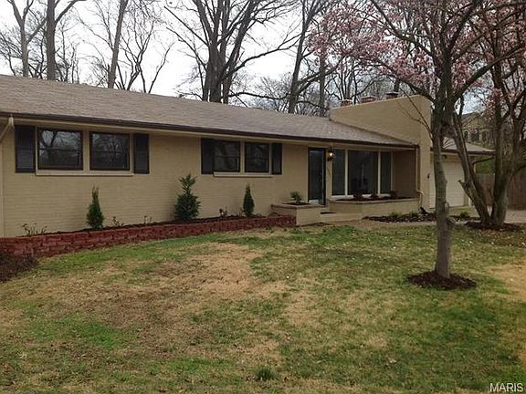 2nd image of 9901 Crestwood Dr