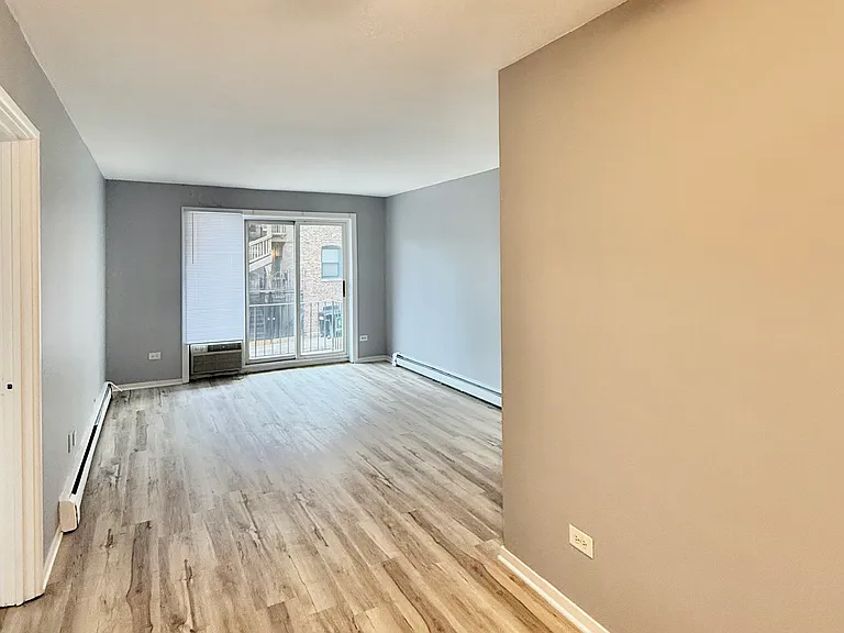 6815 N Sheridan Rd — Photo 18