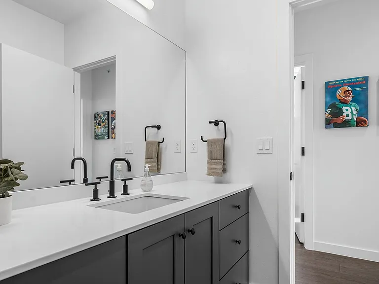 1071 Brookwood Dr — Photo 50