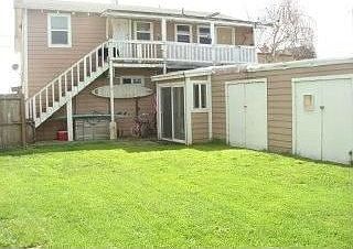 4th image of 23715 E Cliff Dr