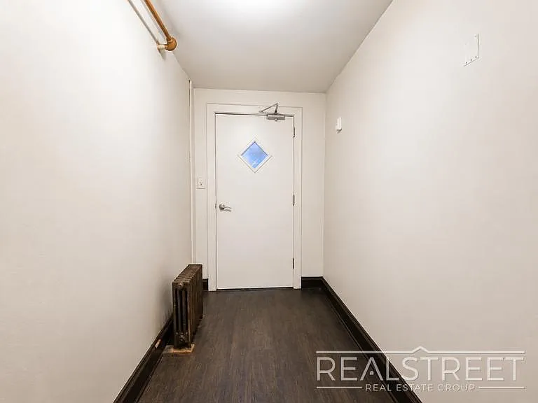 509 Hicks St #1 — Photo 10