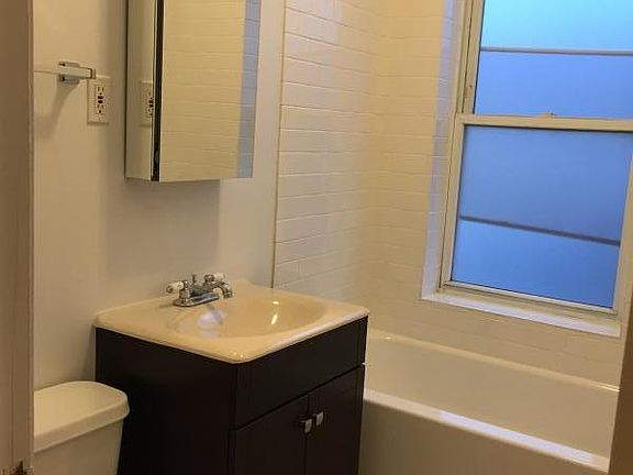 5th image of 1550 W 95th St #1550304