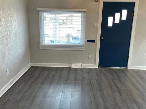 5th image of 528 Acero Ave