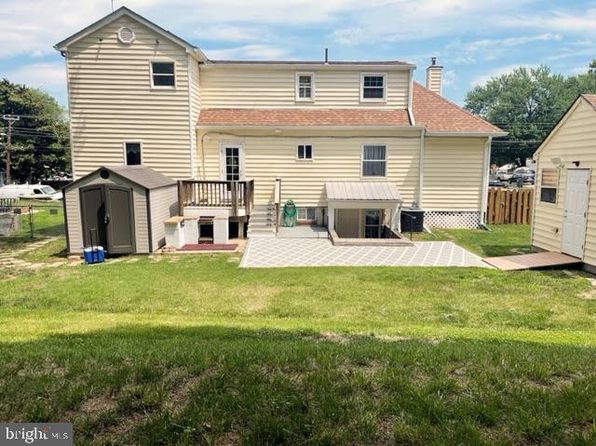 1412 Kentucky Ave, Woodbridge, VA 22191