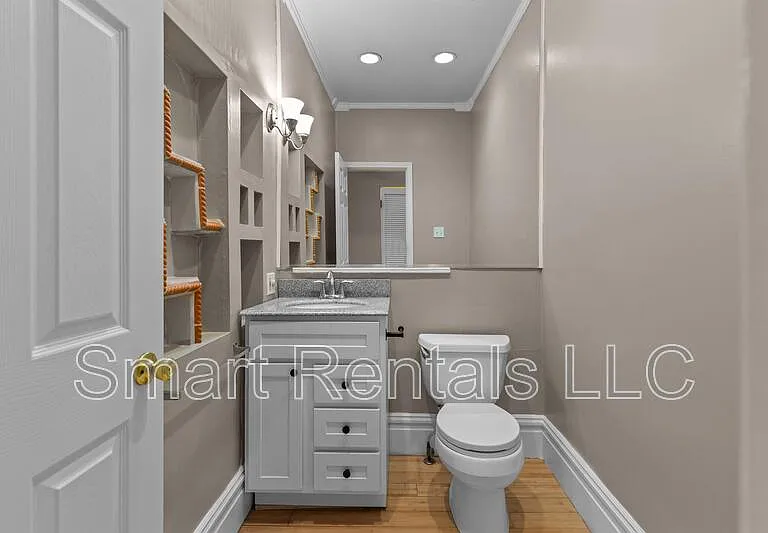 4133 Laclede Ave #1 — Photo 4