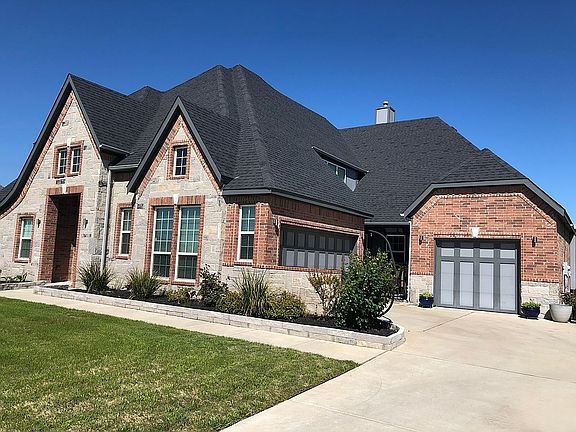 2nd image of 301 Diamond Rose Dr