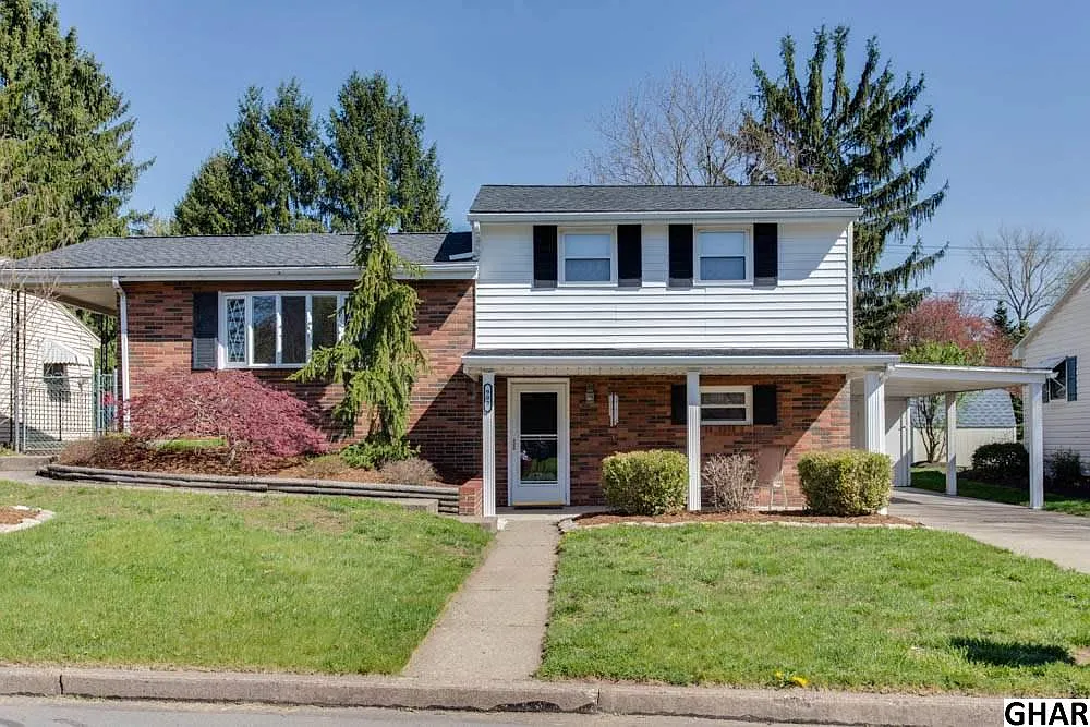 903 Meadow Ln photo 1