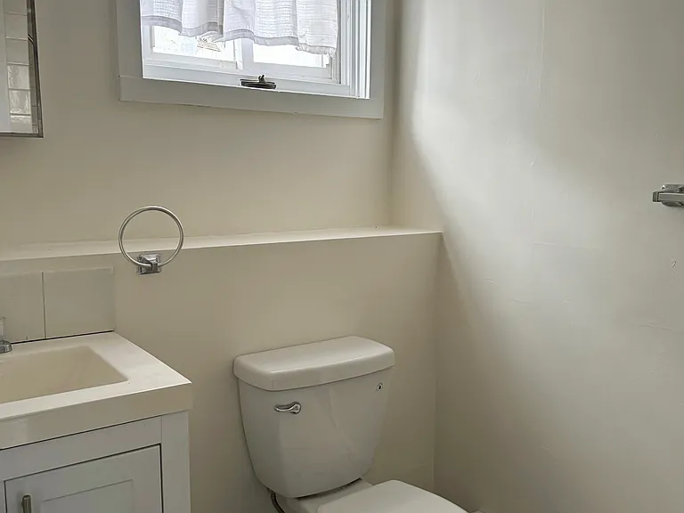 2 Hingham St #2B — Photo 7