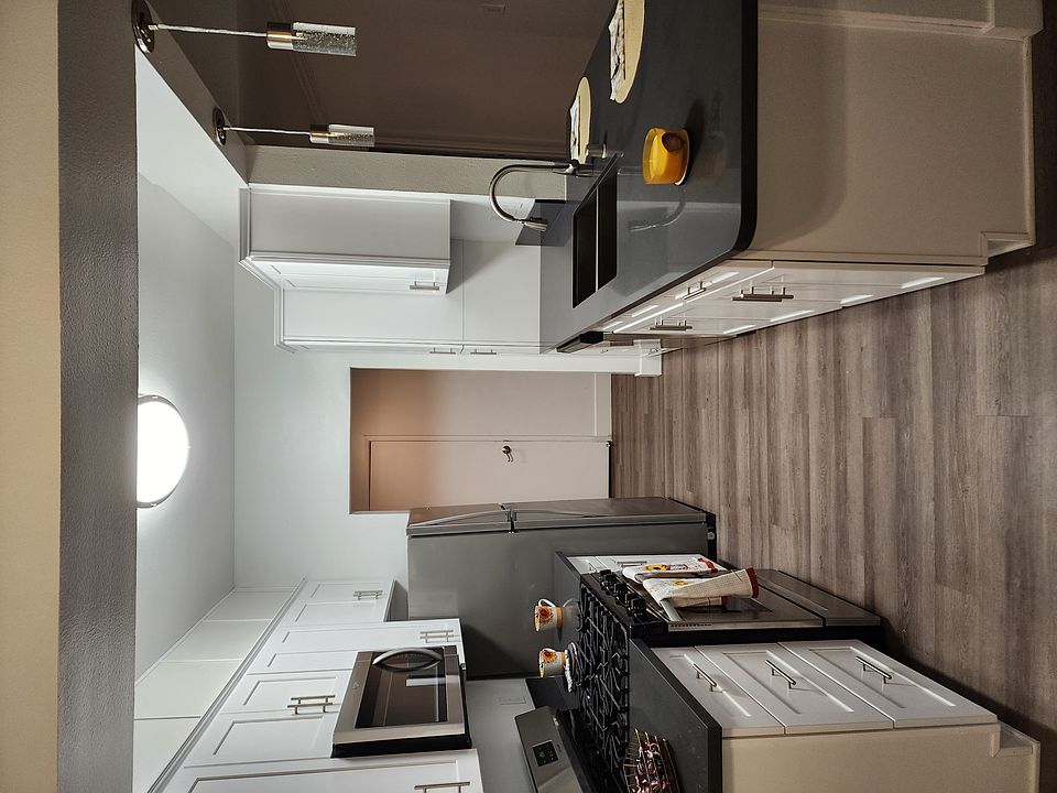 Citronia Luxe Towers Apartments 18540 Citronia St Northridge CA Zillow