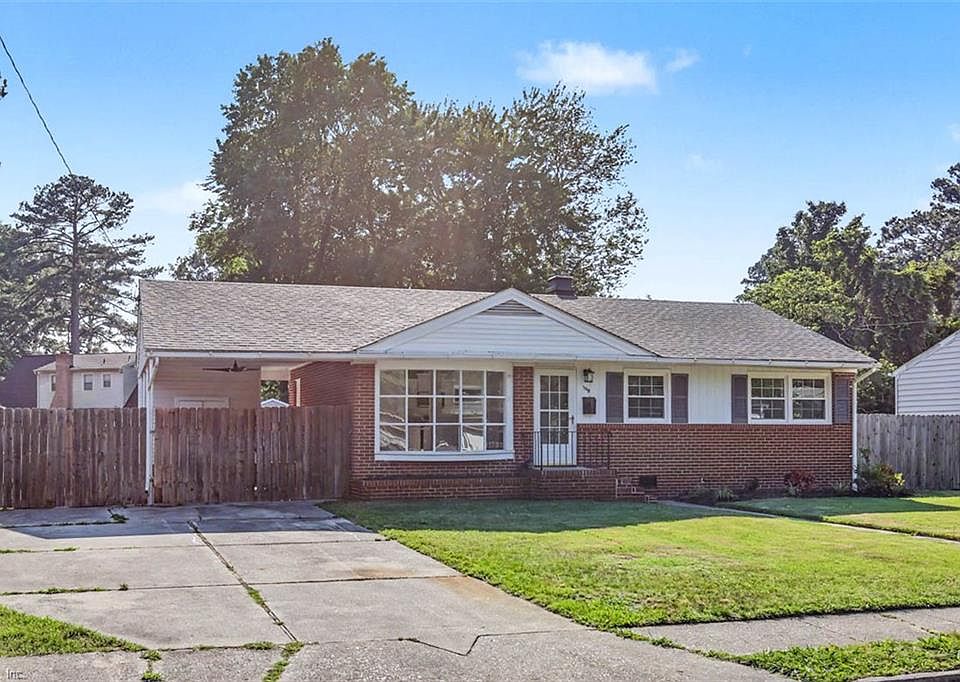 1st image of 129 Lynnhaven Dr