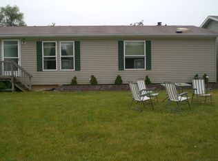 10326 Faussett Rd, Fenton, MI 48430