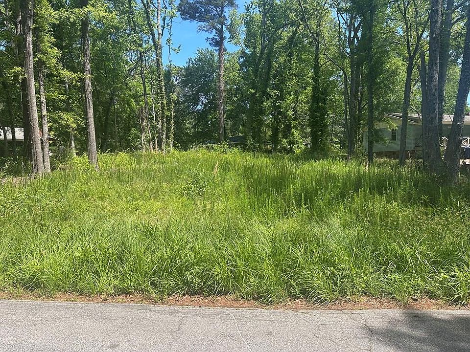1st image of 311 Lake Forest Rd
