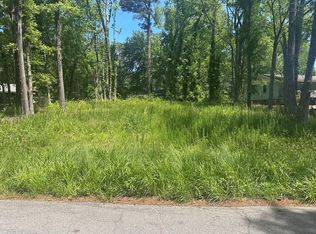 311 Lake Forest Rd, Greenwood, SC 29649