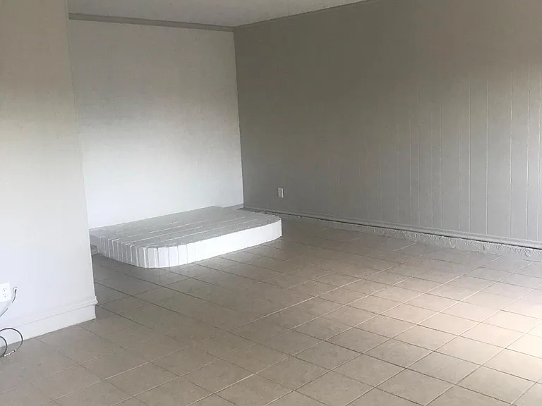 3317 Harvard Dr — Photo 3