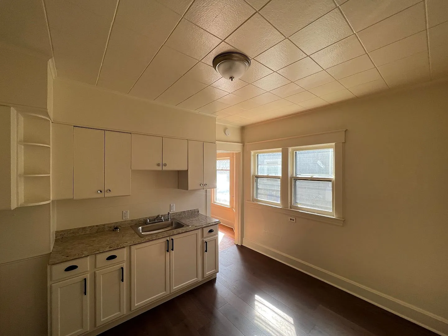 112 Adams Ave. — Photo 1