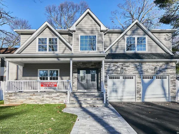 2310 Lafayette Street, North Bellmore, NY 11710