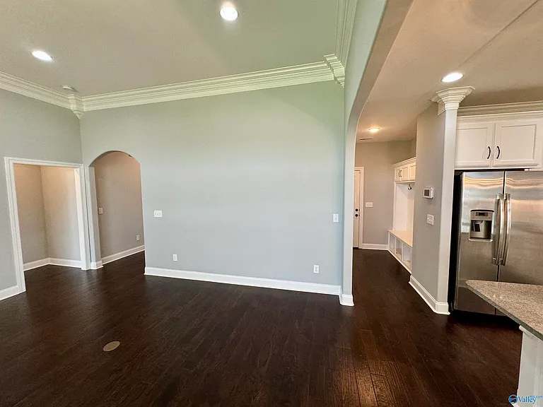 6342 Central Park Ln — Photo 14