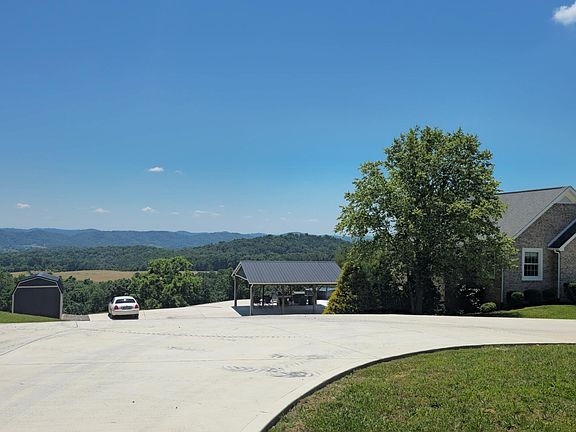 2nd image of 447 Walker Rd