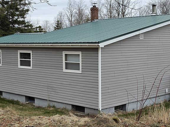 3rd image of 77 Bayfield Rd