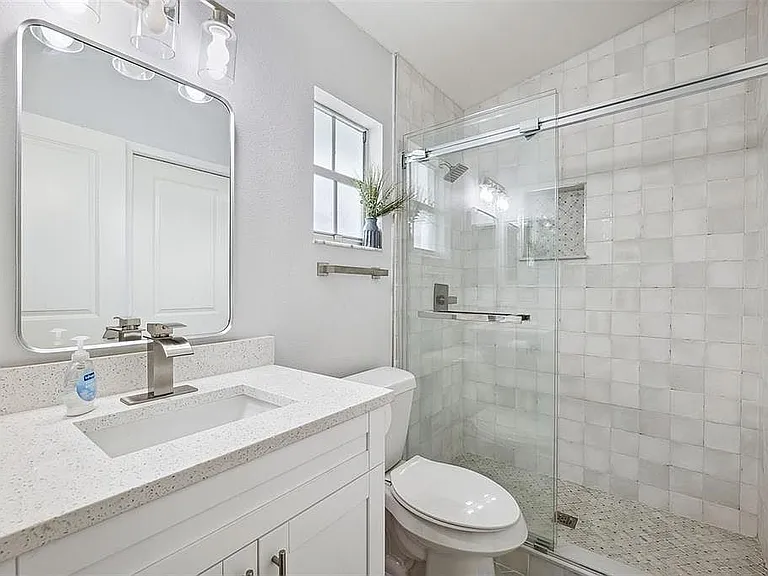 313 Poinsettia Rd — Photo 11