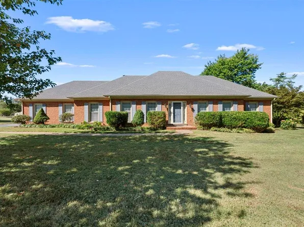 125 Silver Springs Ave, Bowling Green, KY 42104