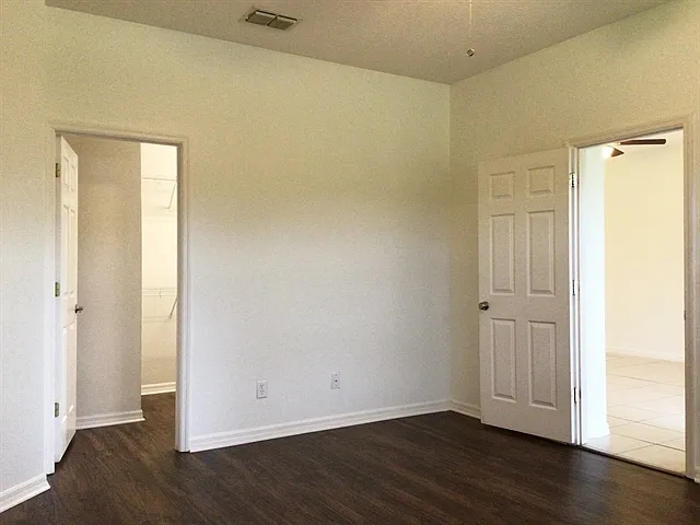 1726 Palmerston Cir — Photo 11