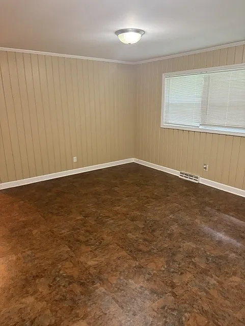 310 Massee Dr — Photo 3