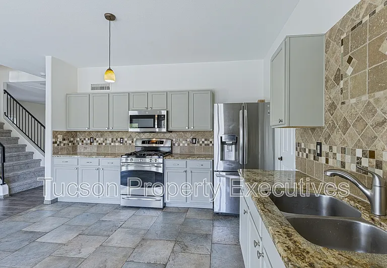10176 N Nine Iron Dr — Photo 5