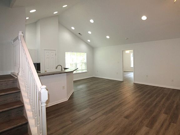 2nd image of 118 Red Cedar Ave.