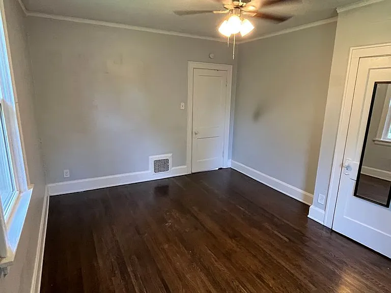 682 Greenwood Ave — Photo 24