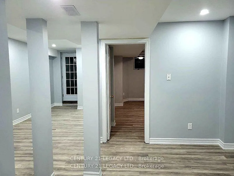 21 Kilrea Way #LOWER LEVEL