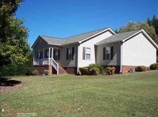 398 Beechwood Dr, Greer, SC 29651