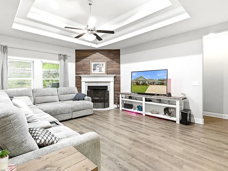 12561 Waxwing Ave — Photo 21