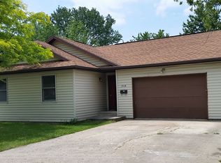 1318 S Palmer Ave, Bloomington, IN 47401