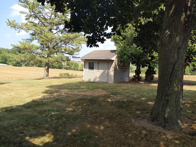 903 Breneman Rd — Photo 13