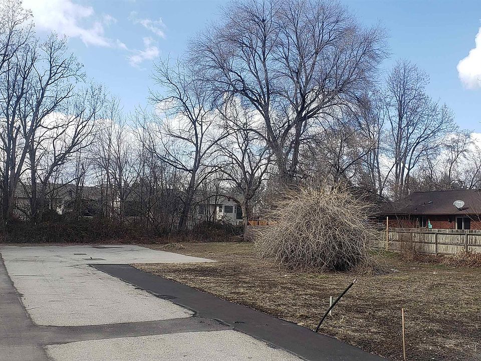 1st image of 3603 N Collister Dr