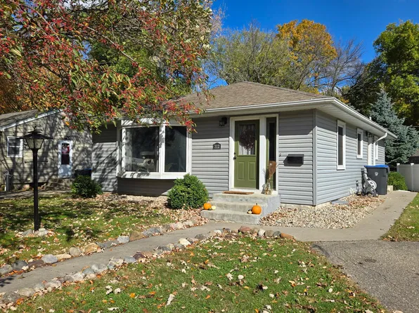 312 Haynes St, Mankato, MN 56001