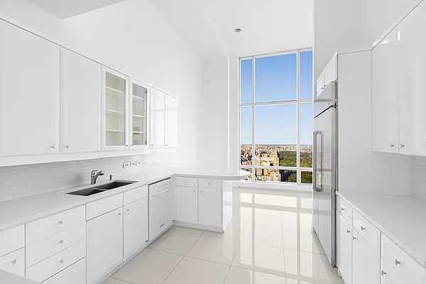 Rented by Corcoran | media 16