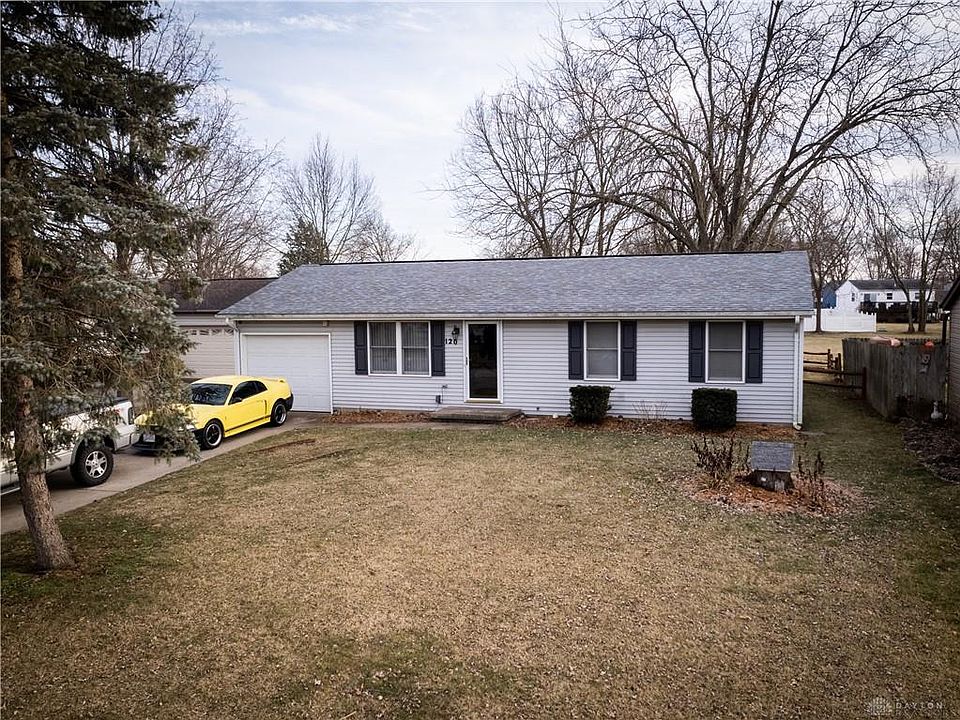 1st image of 120 Lynnfield Cir