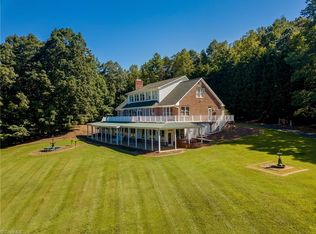 271 Scenic Overlook Ln, Pinnacle, NC 27043